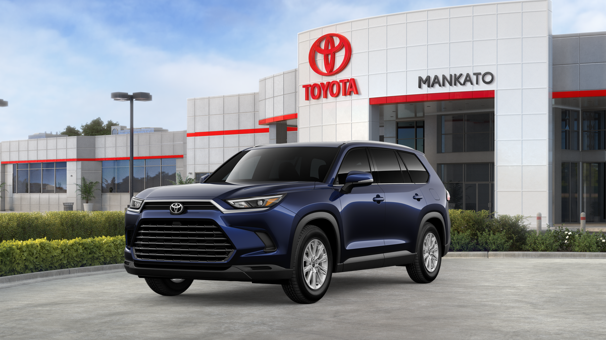 2026 Toyota Grand Highlander XLE in Blueprint — front three-quarter view