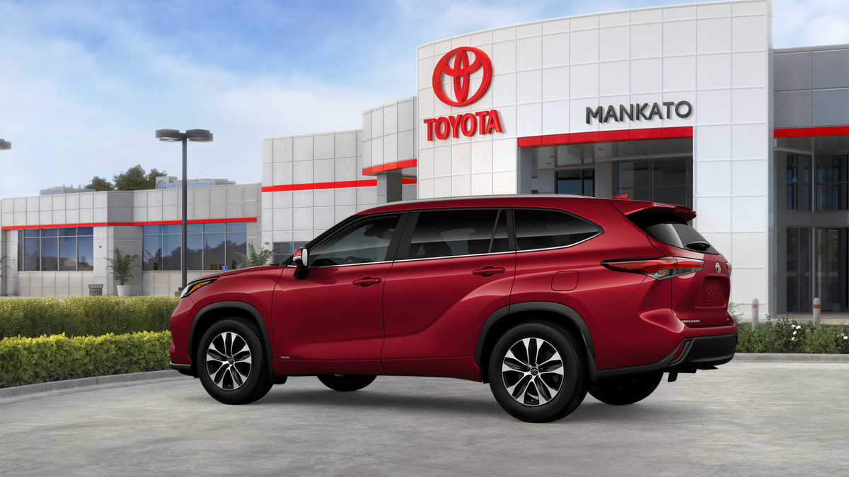 2026 Toyota Highlander Hybrid — detail view