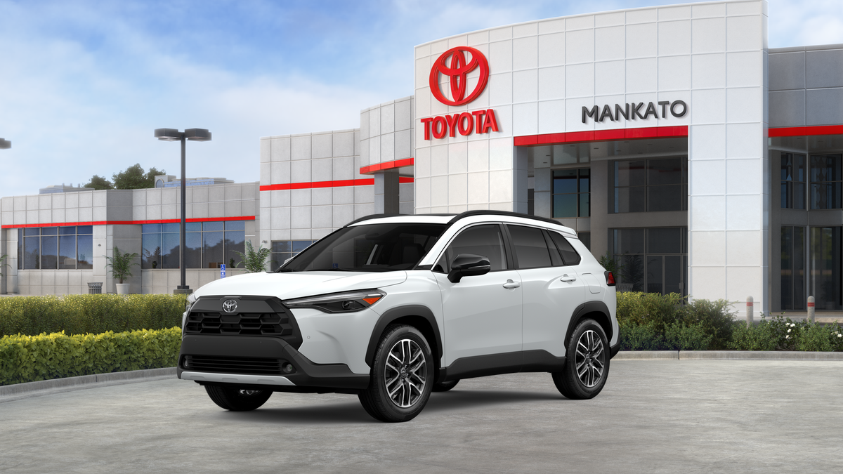 2026 Toyota Corolla Cross XLE in Wind Chill Pearl <a role='button' class='viewDgDisclaimersButton' data-toggle='modal'...