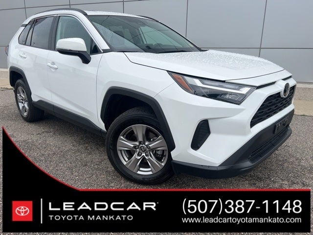Used 2022 Toyota RAV4 XLE with VIN 2T3P1RFV8NW325212 for sale in Mankato, Minnesota